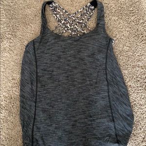 Lululemon workout top